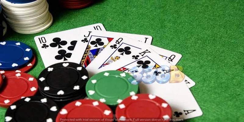 01-poker-cards-and-chips.webp
