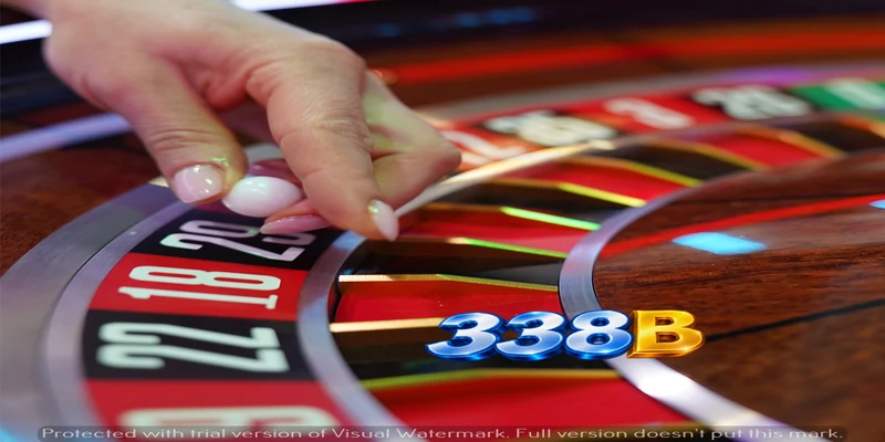 roulette-ball-closeup.webp